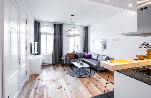 Apartment 4 Wohnen am Schloss - Living at Schloßplatz