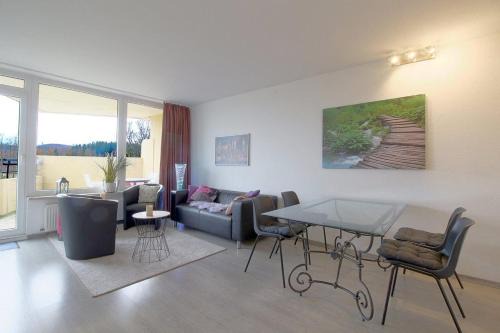 Apartment 412