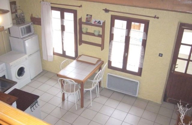 Apartment 5 people center village