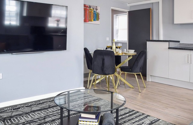 Apartment 5 - UK50139