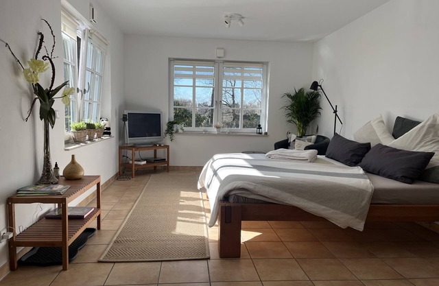 Apartment '50qm' with Private Terrace, Shared Garden and Wi-Fi