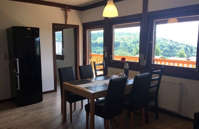 Apartment (55sqm) for 4 people with balcony and conservatory