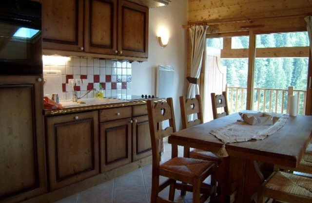 Apartment 6 people with pool, 2 bedrooms, parking, Crest-Voland