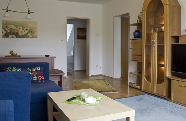 Apartment 63 sqm 2.5 room in a 3 family house with balcony