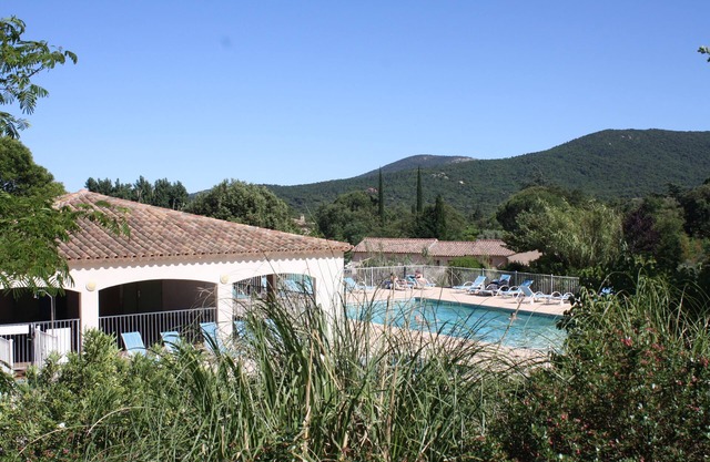Apartment 7 persons, 1st floor terrace, Plan de la Tour, Saint Tropez gulf