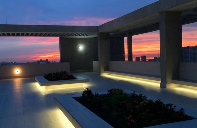 Apartment 9th Floor Luxury Suites District