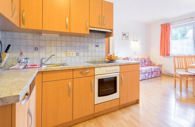 Apartment A (4-6 persons/2 bedrooms, 1 WSR) - Helis Appartements