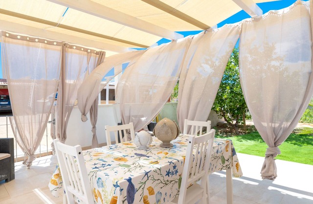 Apartment 'A Casa Di Palma - 1' with Private Terrace, Wi-Fi and Air Conditioning
