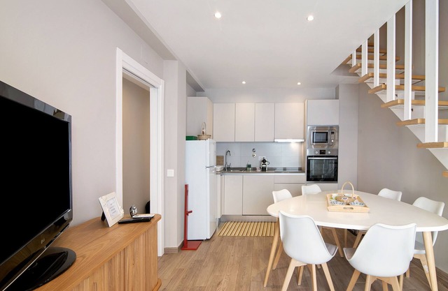 Apartment 'A Casa Da Elsa' with Private Terrace, Wi-Fi and Air Conditioning
