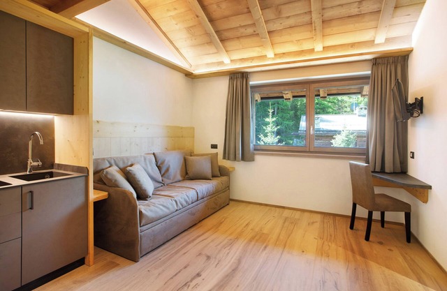 Apartment 'Agriturismo Bosco D'oro 2' with Mountain View, Shared Garden and Wi-Fi