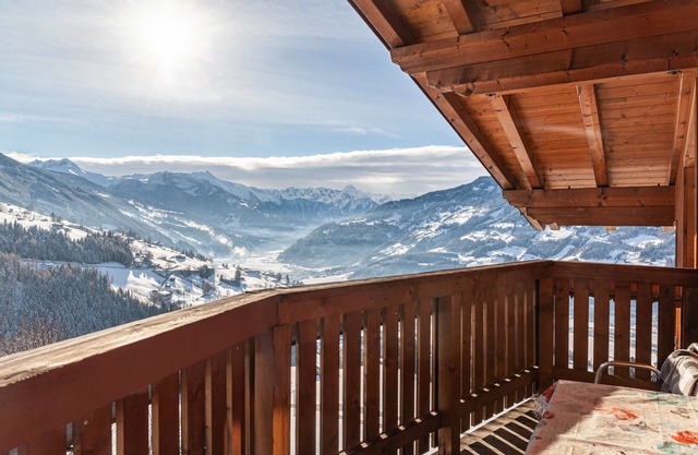 Apartment "Ahornblick" with Mountain View, Wi-Fi & Balcony