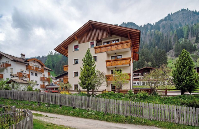Apartment 'Alfèver- Aurone' with Shared Terrace and Wi-Fi