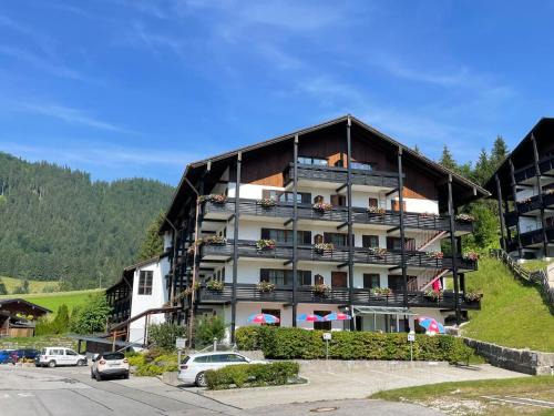 Apartment Alpenappartement Buchenhöhe A301 by Interhome