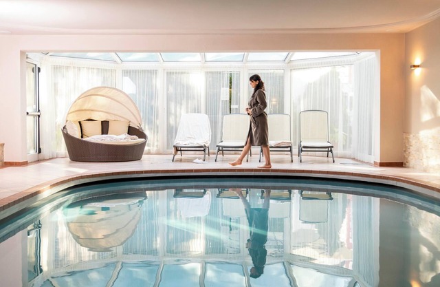 Apartment "Alpenhof Lodge Almrose ii" with Mountain View, Pool & Wi-Fi