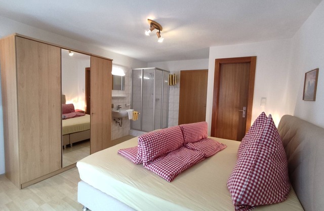Apartment Alpenrose for 2-3 persons - Apartments Ferienwohnungen PFAUSLER Oetz