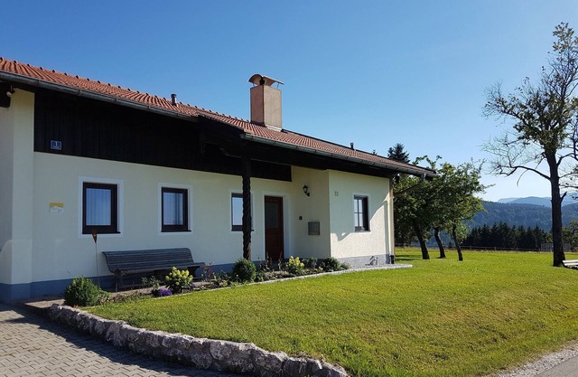 Apartment am Riedl, 100 sqm, 2 bedrooms, terrace next to the room