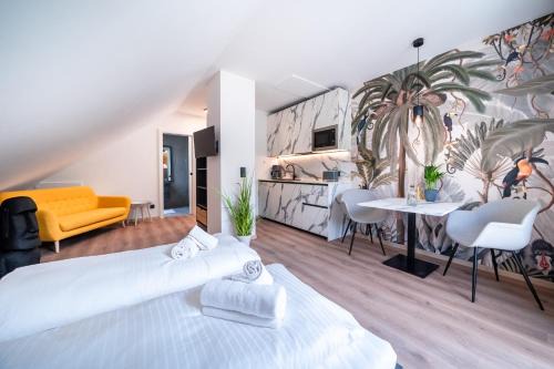 Apartment Am See 3