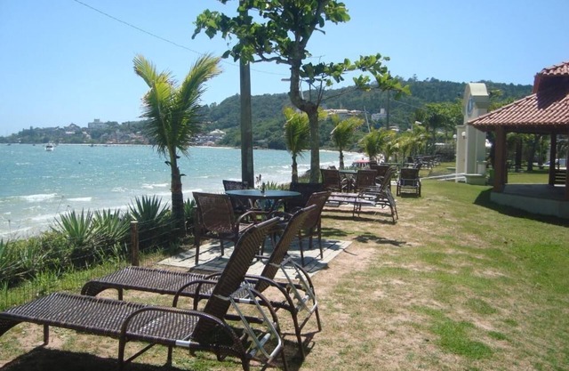 Apartment and Gardens by the sea in Jurerê, 01 bedroom, 01 parking space