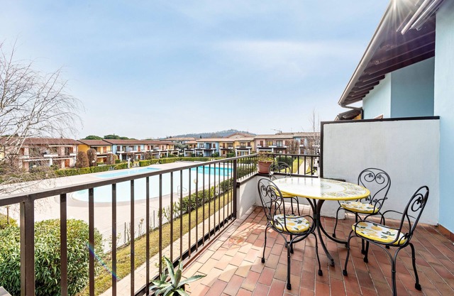 Apartment 'Appartamento Santa Giulia' with Shared Pool, Private Terrace and Air Conditioning