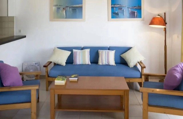 Apartment 'Apartamento 2 Dormitorios Iv' with Private Terrace and Shared Garden
