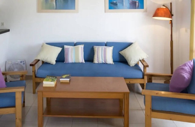 Apartment 'Apartamento De 2 Dormitorios II' with Private Terrace and Shared Garden