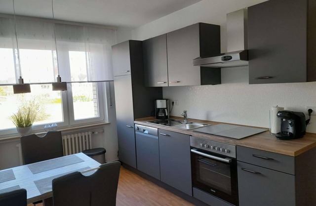 Apartment/apartment, shower, WC, balcony - vacation apartment and guest room Iburgblick