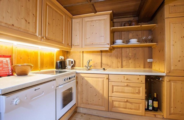Apartment/apartment, shower and bath, WC, 3 bedrooms - Chalet Berg 7