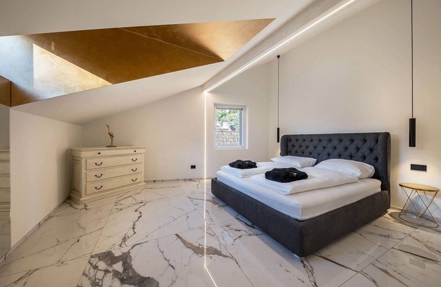 Apartment 'App 301 Palazzo Cavour' with Mountain View, Wi-Fi and Air Conditioning