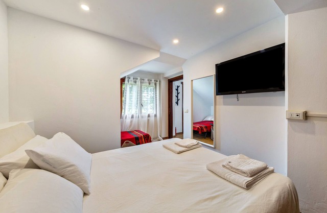 Apartment 'Appartamento Piano Terra 1' with Mountain View, Shared Garden and Wi-Fi