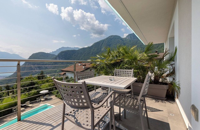 Apartment 'Appartamento 203' with Lake View, Wi-Fi