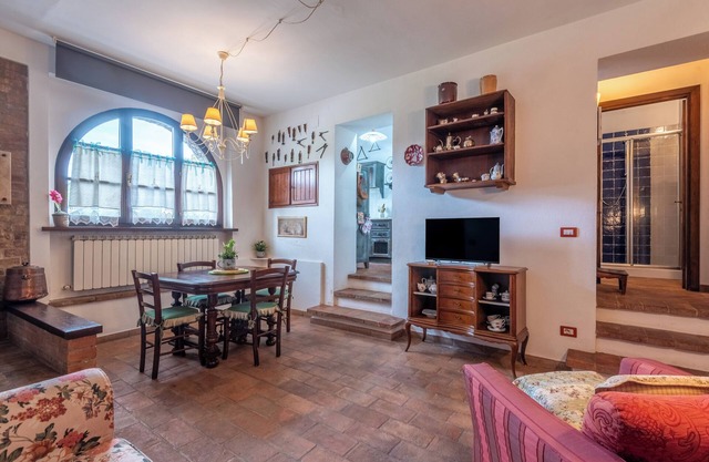 Apartment 'Appartamento Le Macine' with Wi-Fi