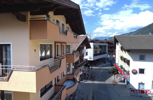 Apartment 'Appartements Windschnur Hollerbusch' with Mountain View and Wi-Fi