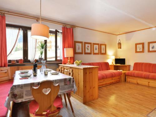 Apartment Apt 3 by Interhome