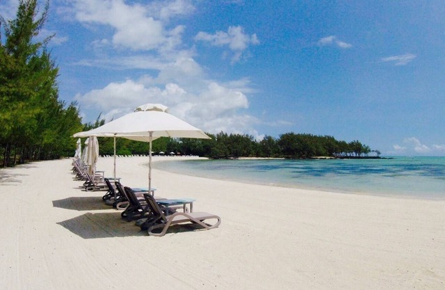 Apartment at Anahita 5*Resort :golf & access to Ile aux Cerfs exclusive beach-1-