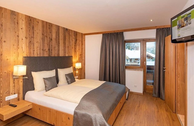 Apartment "Ursprung" 1 to 8 persons - The Grünholz Aparthotel