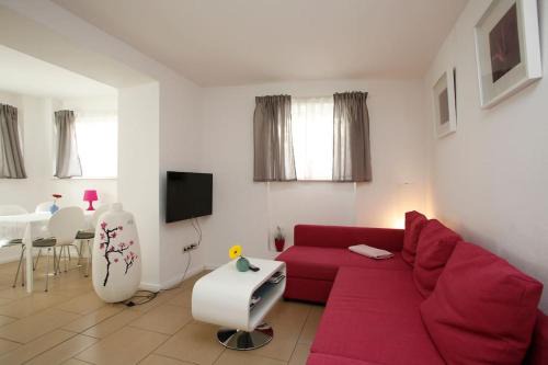 Apartment at Rostock - PINK