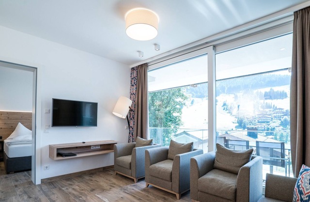 Apartment / app. for 8 guests with 100m² in Saalbach Hinterglemm (59342)