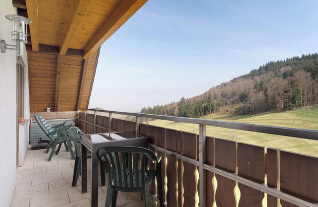 Apartment 'B, 4 Sterne' with Mountain View, Shared Garden and Wi-Fi