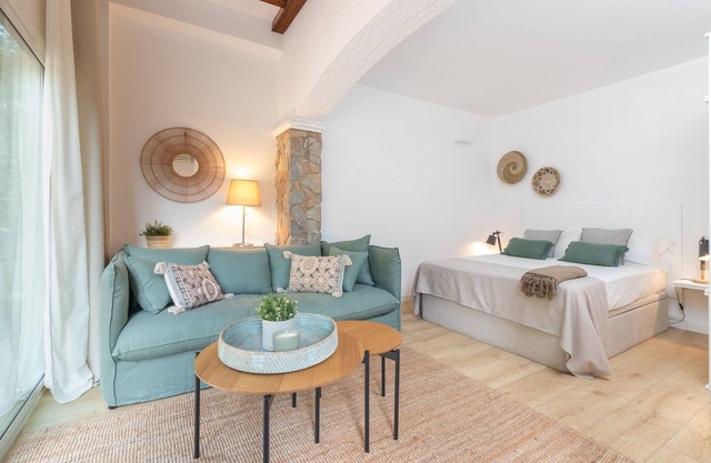 Apartment 'Bacom House' with garden in the forest