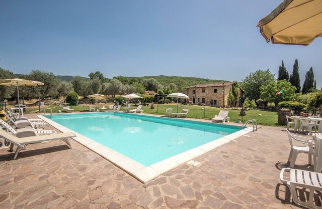 Apartment "Bilocale Cavaliere" with Shared Pool & Wi-Fi