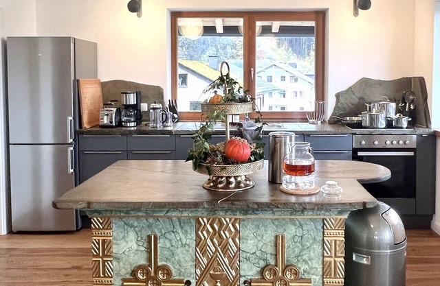 Apartment Bachperle with balcony in the Alpenlandhaus in a central yet natural location