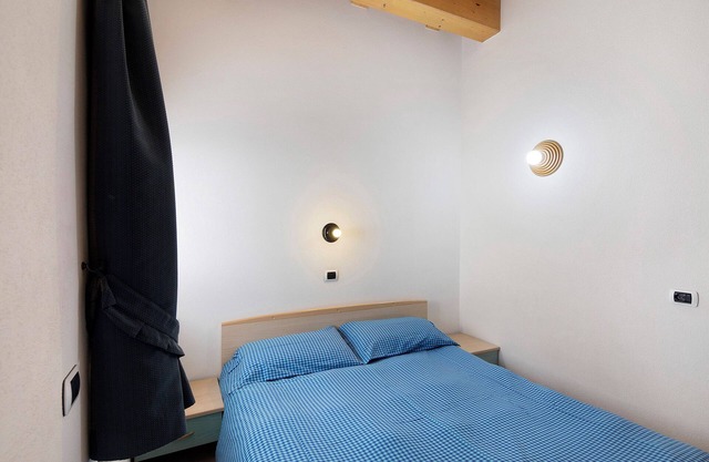 Apartment "Bait del Pont 50" with Mountain View, Wi-Fi & Garden