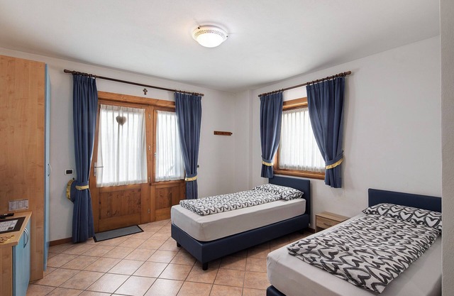 Apartment "Bait del Pont 52B" with Mountain View, Wi-Fi & Garden