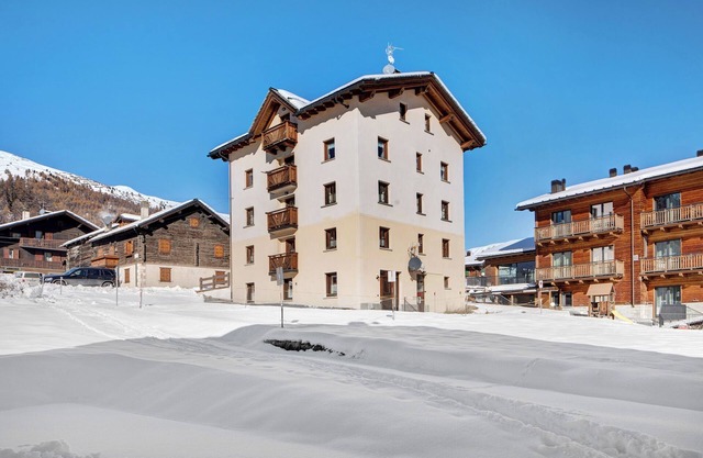 Apartment Baita Paola 5 posti with Mountain View & Wi-Fi