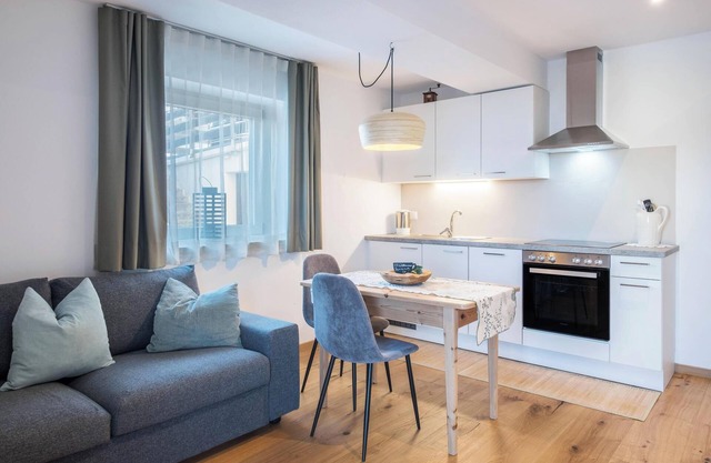 Apartment 'Beckenbinder Rosengarten' with Garden, Wi-Fi & Mountain View