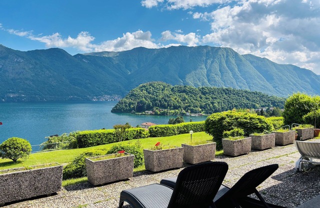 Apartment Bella Vista In Mezzegra lake view pool home by Italian Apartments