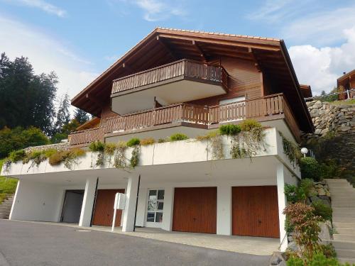 Apartment Berg-Seeblick by Interhome