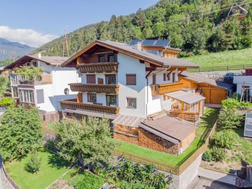 Apartment Berneckblick by Interhome