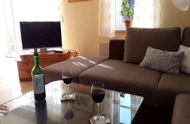 Apartment Bernstein near the Baltic Sea, 2 rooms with balcony, vacation garden & sauna