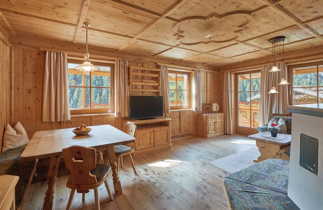 Apartment "BlasigSuite Blasighof" with Mountain View, Wi-Fi, Terrace & Garden